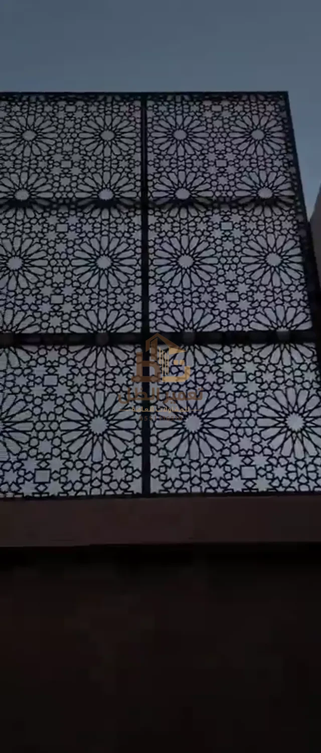 لوح ساتر ليزر عن قرب (صورة مصغّرة)