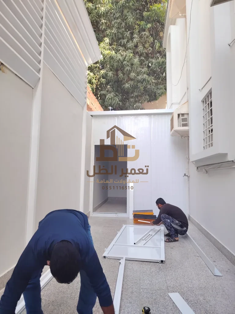 تركيب ألواح ساندوتش بانل على السطح